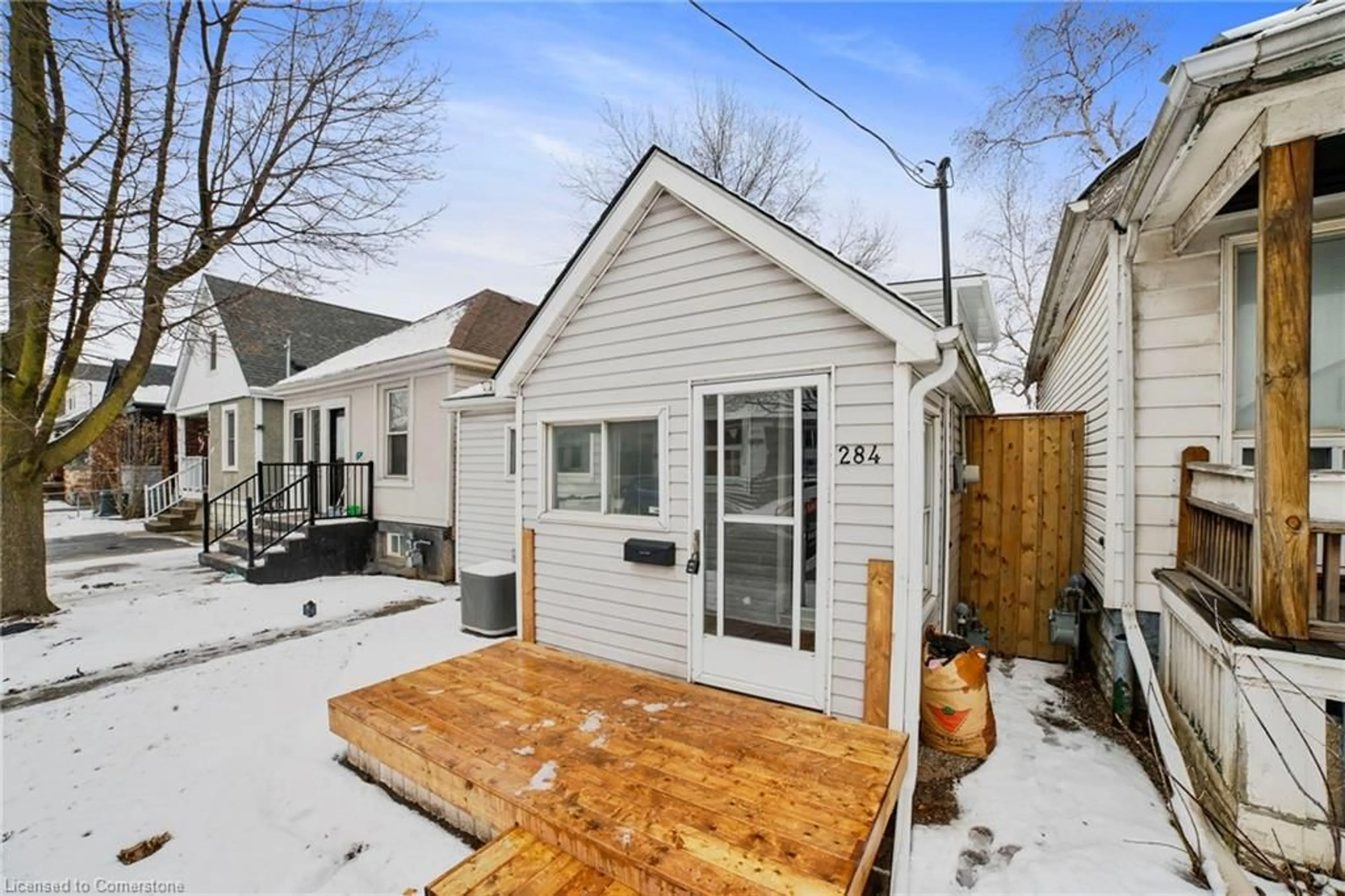 Shed for 284 Paling Ave, Hamilton Ontario L8H 5J9