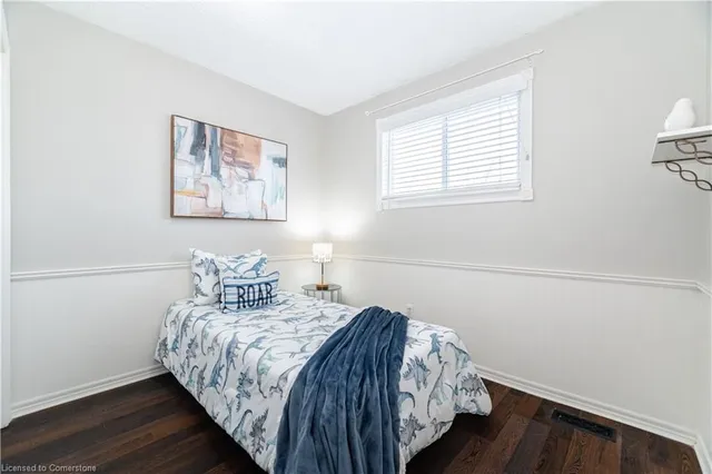Additional image 23 of 43 Markham Cres