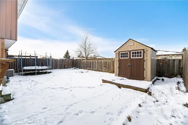 Additional image 10 of 43 Markham Cres