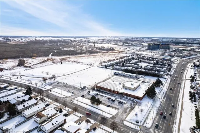 Additional image 2 of 43 Markham Cres
