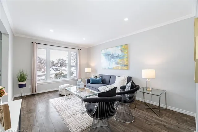 Additional image 42 of 43 Markham Cres