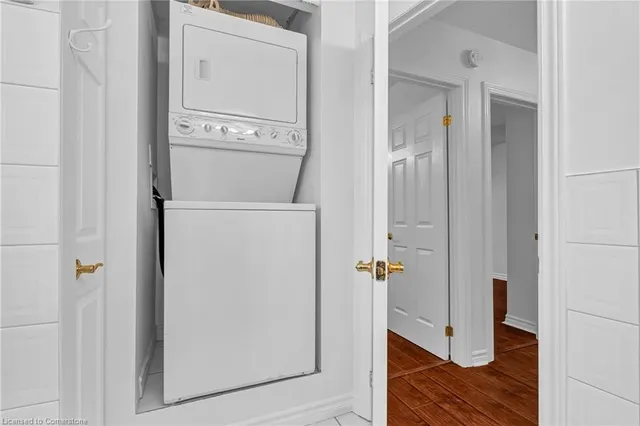 Additional property image - 851 Queenston Rd Unit 607