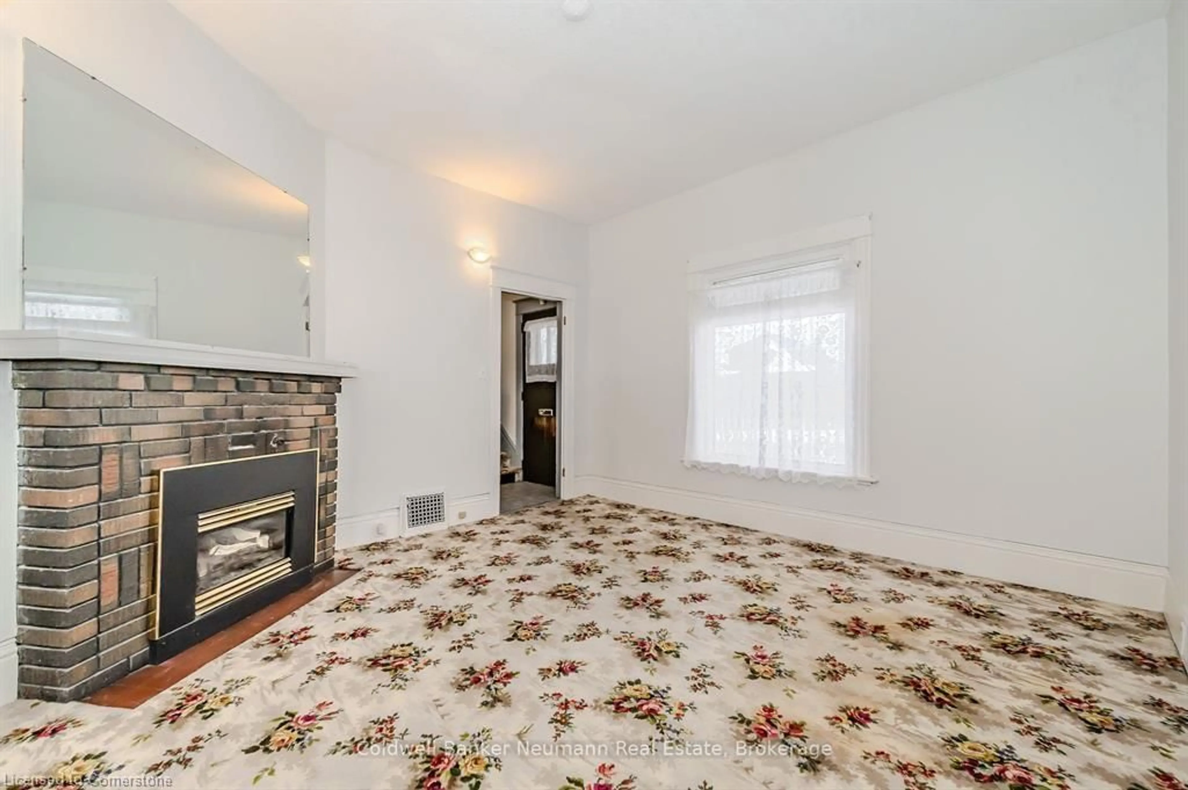 A pic of a room for 73 Terrace Hill St, Brantford Ontario N3R 4H2