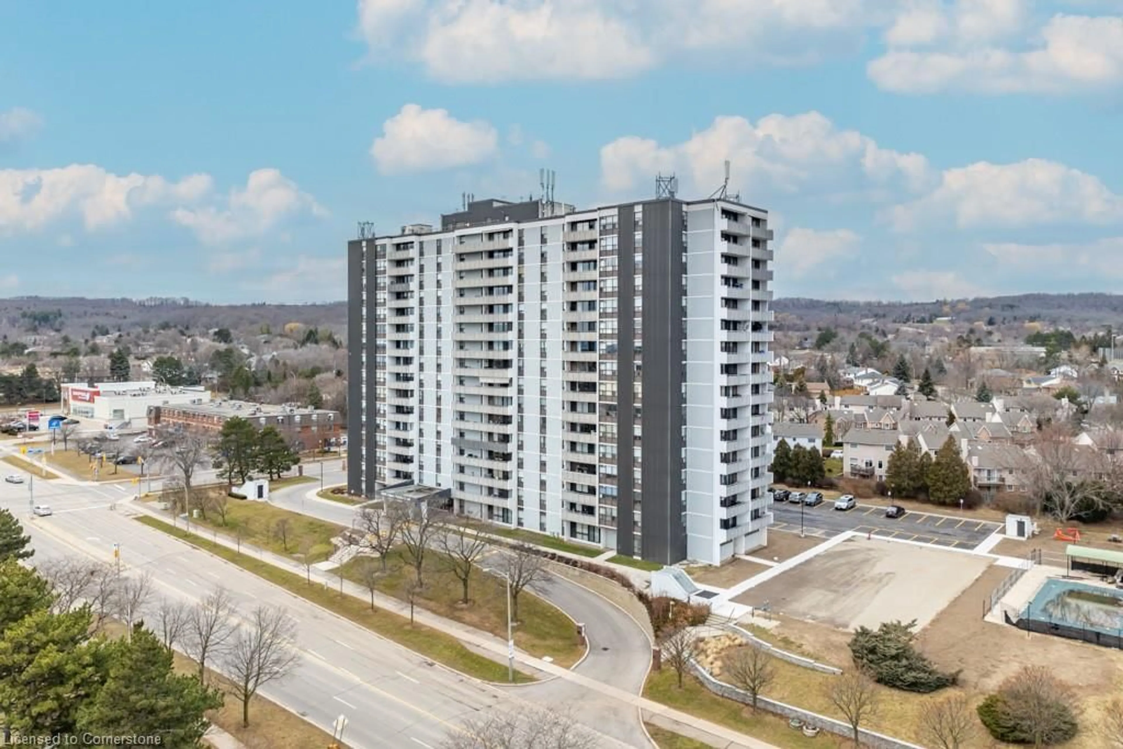 A pic from outside/outdoor area/front of a property/back of a property/a pic from drone, unknown for 2055 Upper Middle Rd #1201, Burlington Ontario L7P 3P4