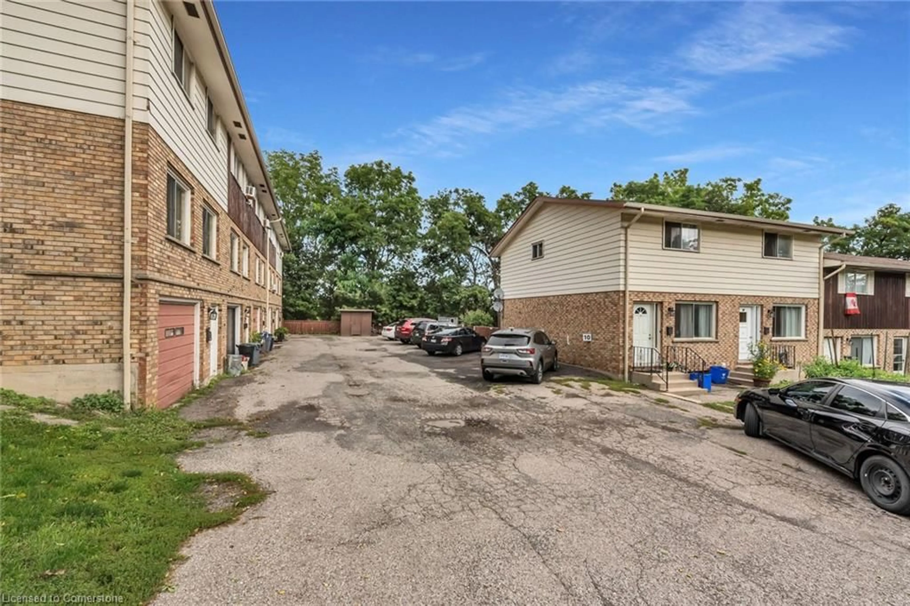 A pic from outside/outdoor area/front of a property/back of a property/a pic from drone, street for 2 - 22 Bobby West St, Paris Ontario N3L 1J5