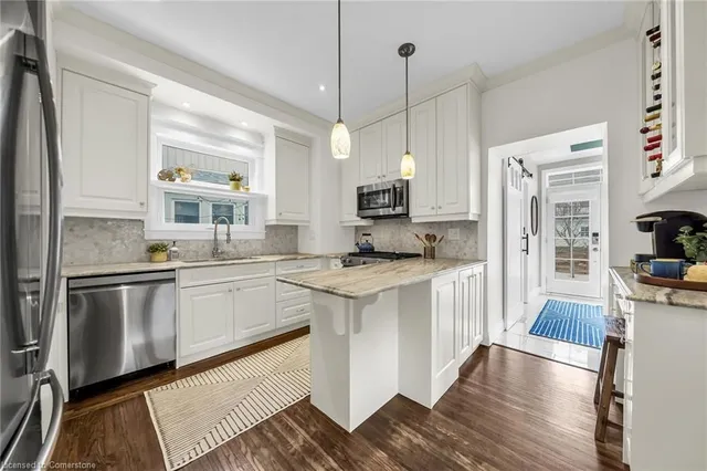 Additional property image - 61 Fairleigh Cres