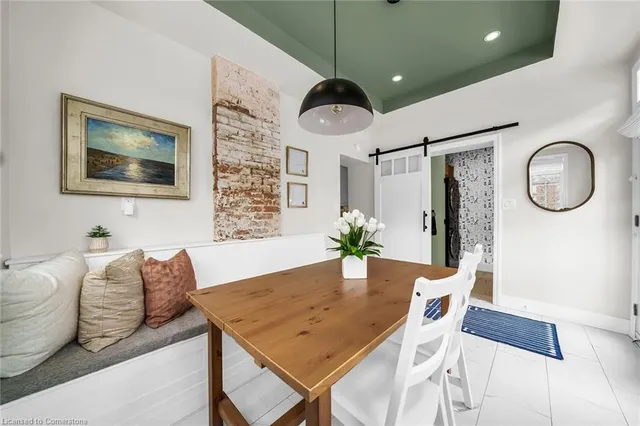Additional property image - 61 Fairleigh Cres