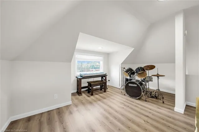 Additional property image - 61 Fairleigh Cres