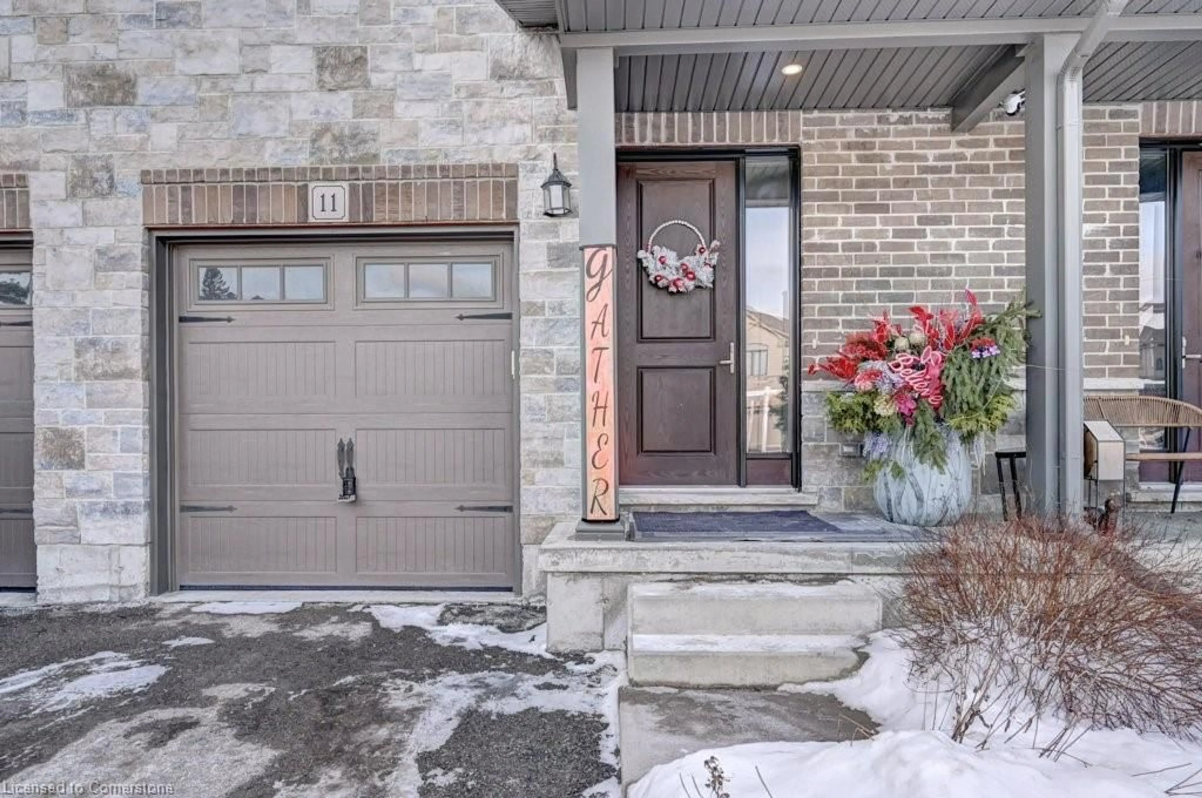 Indoor entryway for 50 Bute St #11, Ayr Ontario N0B 1E0