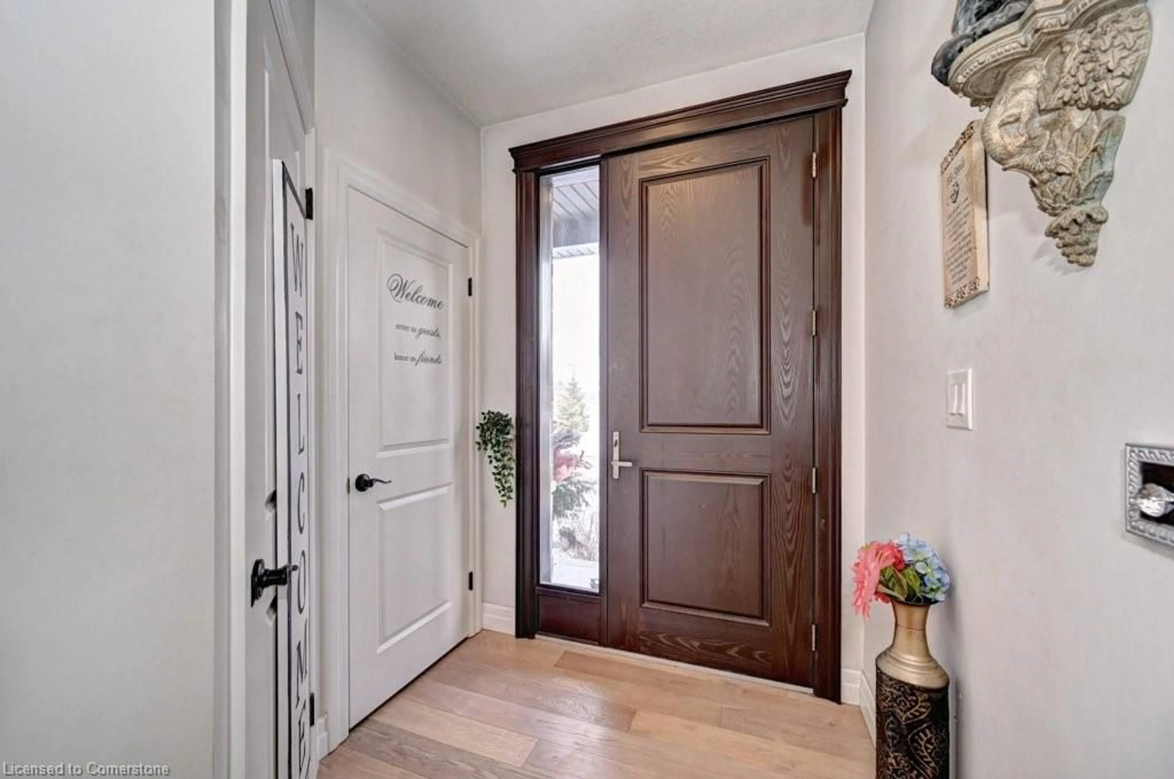 Indoor entryway for 50 Bute St #11, Ayr Ontario N0B 1E0