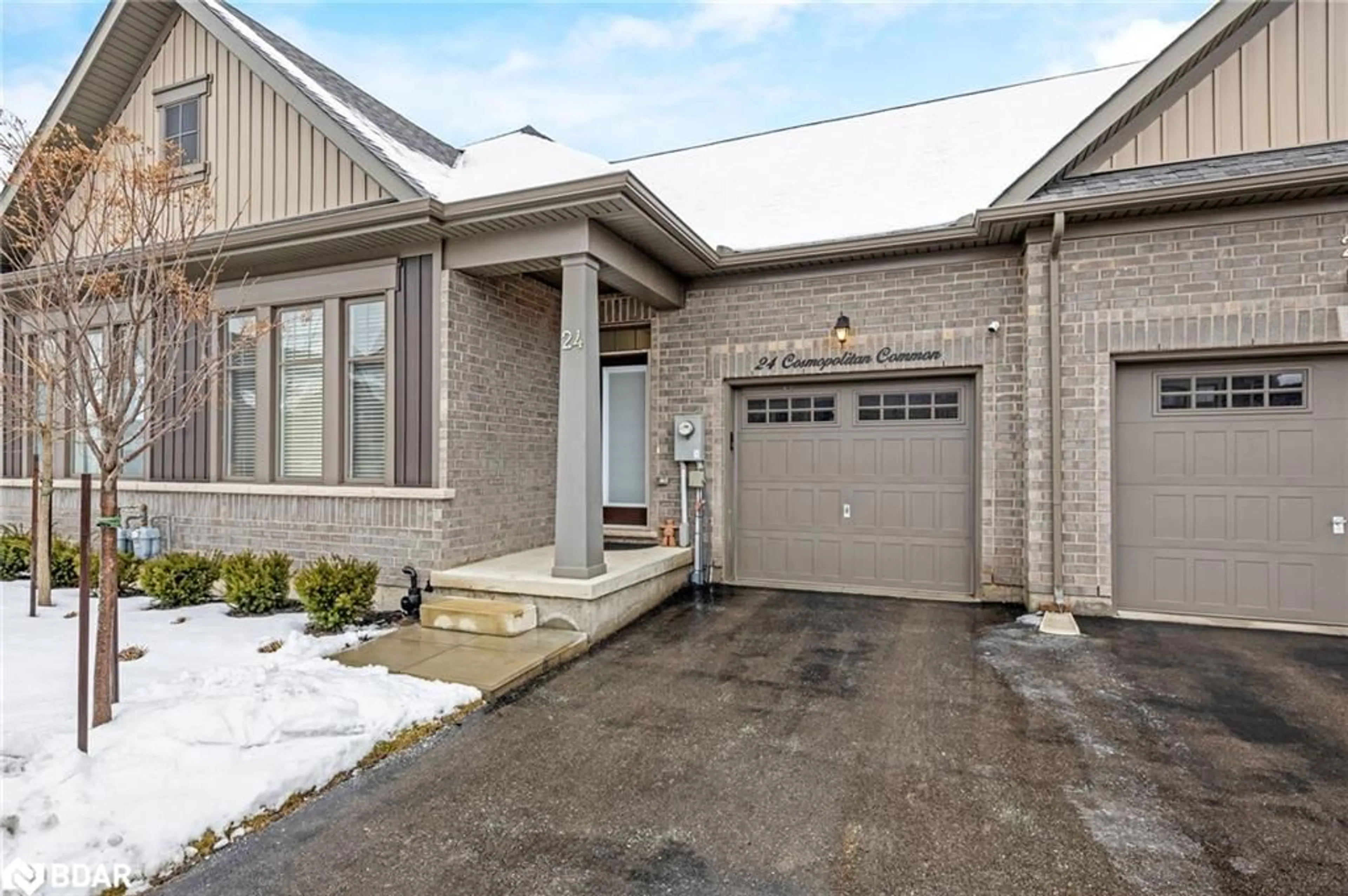 Home with brick exterior material, street for 24 Cosmopolitan Common Common, St. Catharines Ontario L2M 0B8