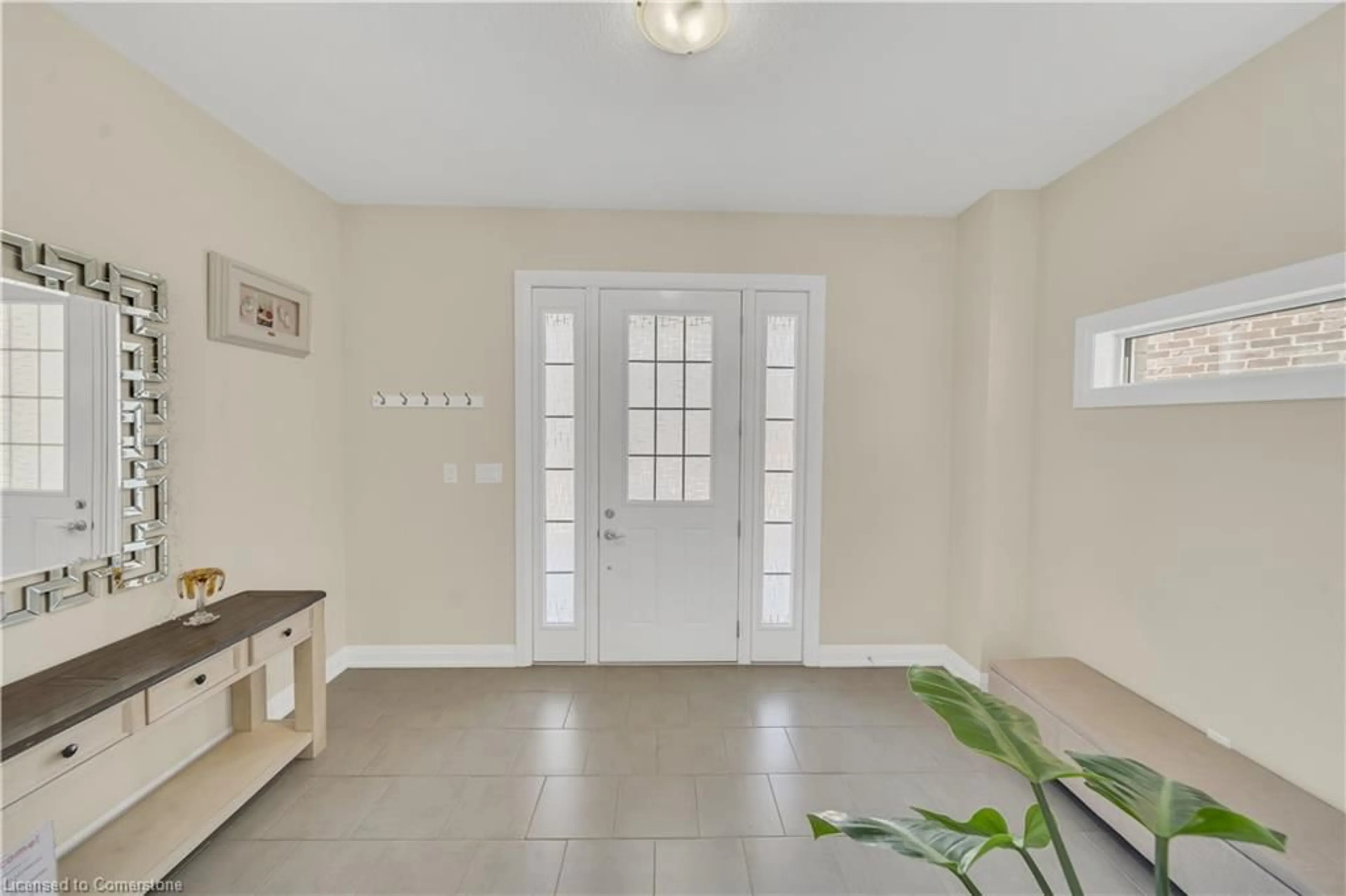 Indoor entryway for 285 Sedgewood St, Kitchener Ontario N2P 0G6