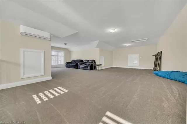 Additional property image - 285 Sedgewood St