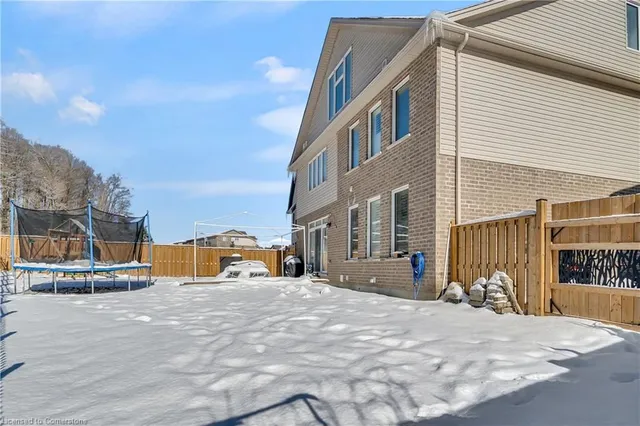 Additional property image - 285 Sedgewood St