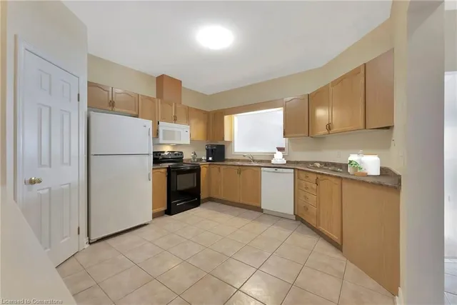 Additional property image - 34 Southbrook Drive Unit 43
