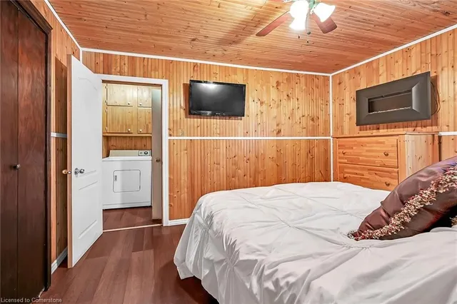 Additional property image - 355 Weir St