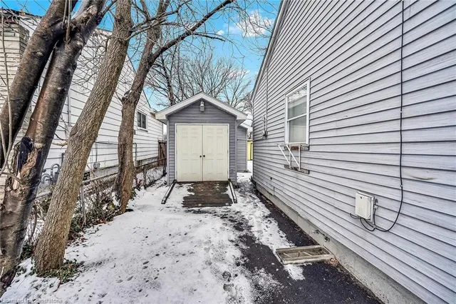 Additional property image - 355 Weir St