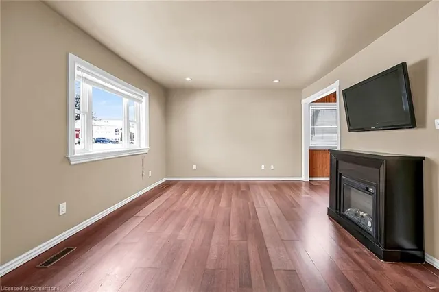 Additional property image - 355 Weir St