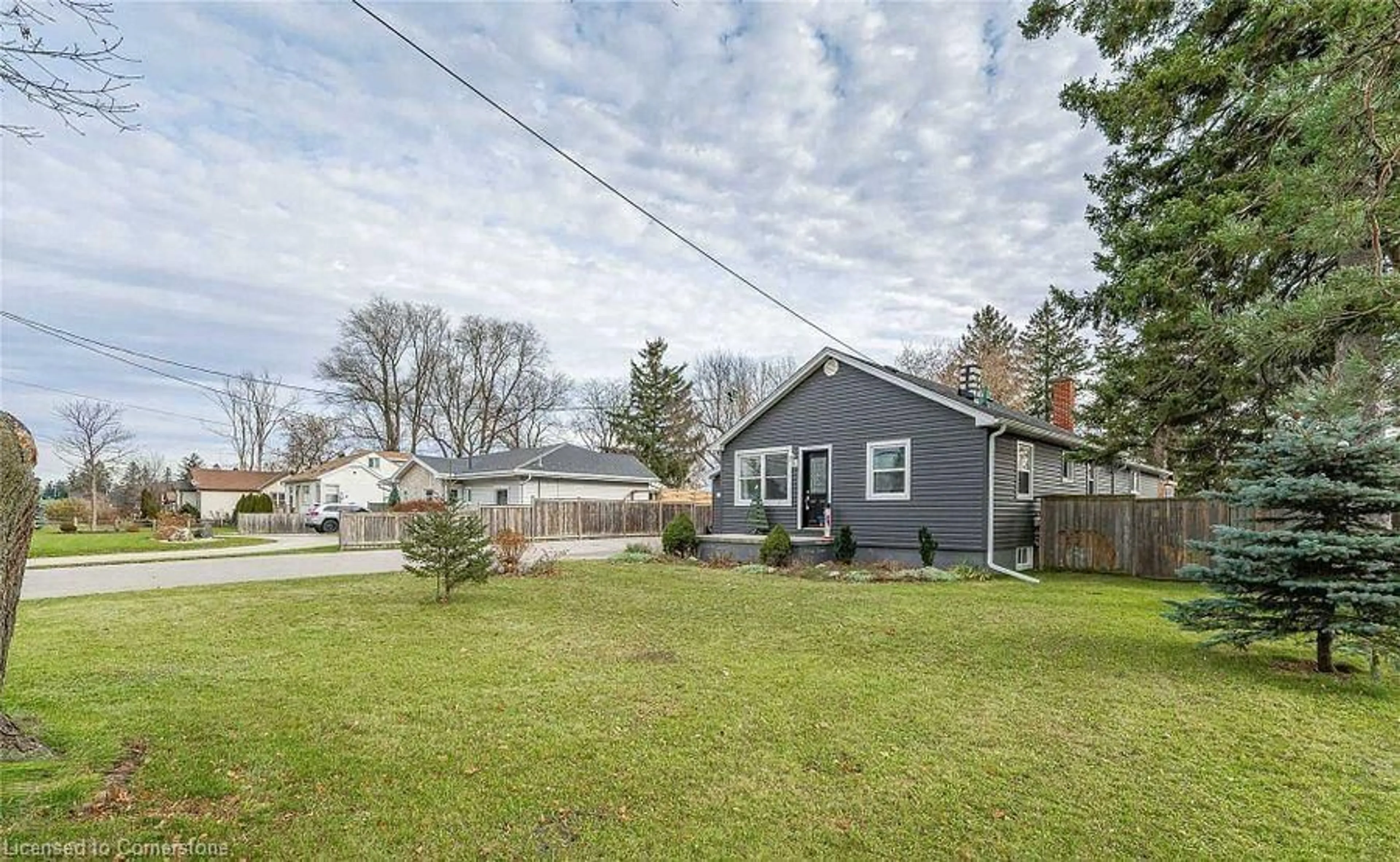 A pic from outside/outdoor area/front of a property/back of a property/a pic from drone, street for 7913 Highway 7/12, Guelph/Eramosa Ontario N1H 6H8