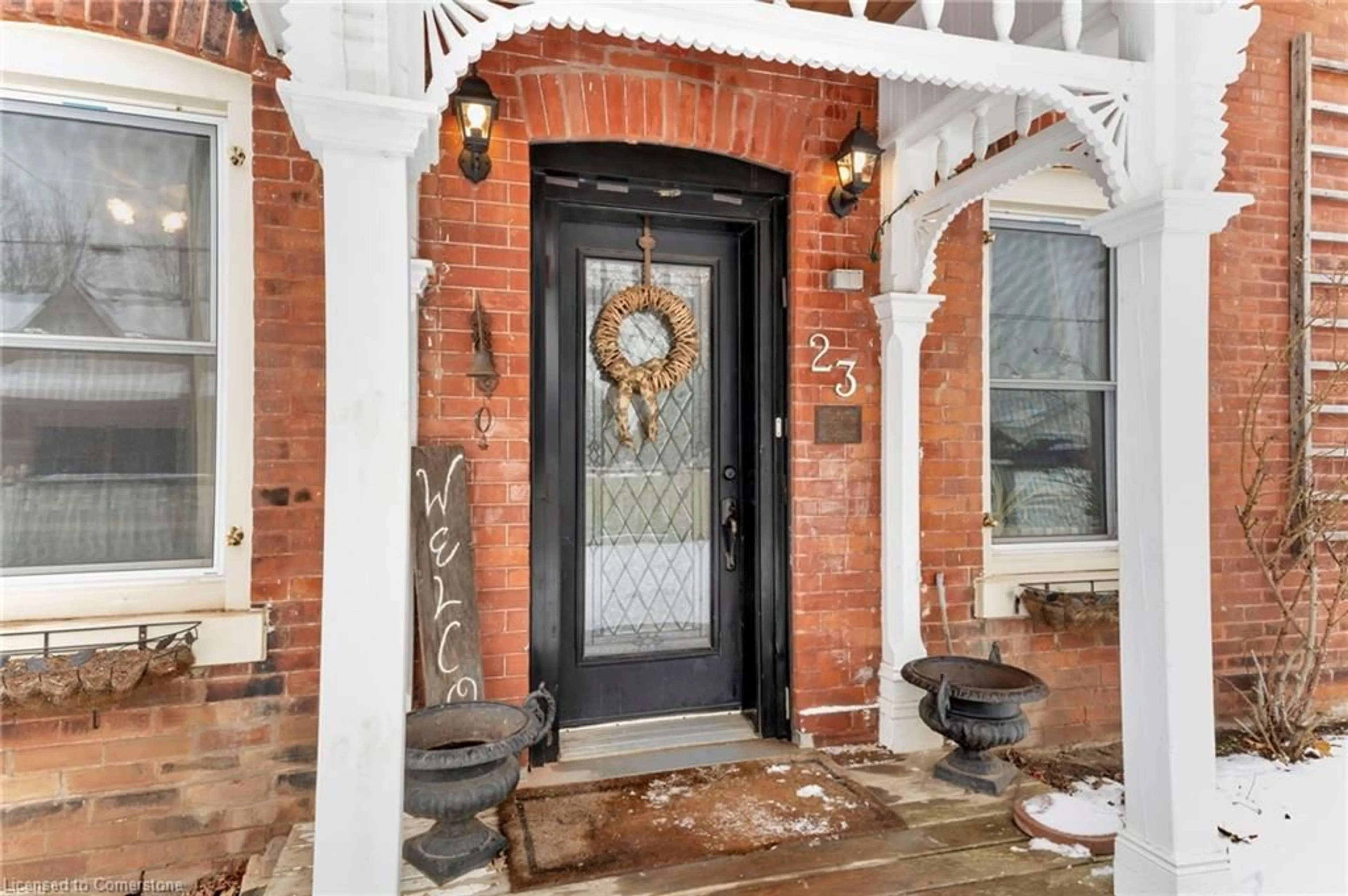 Indoor entryway for 23 Union St, Ancaster Ontario L0R 1R0