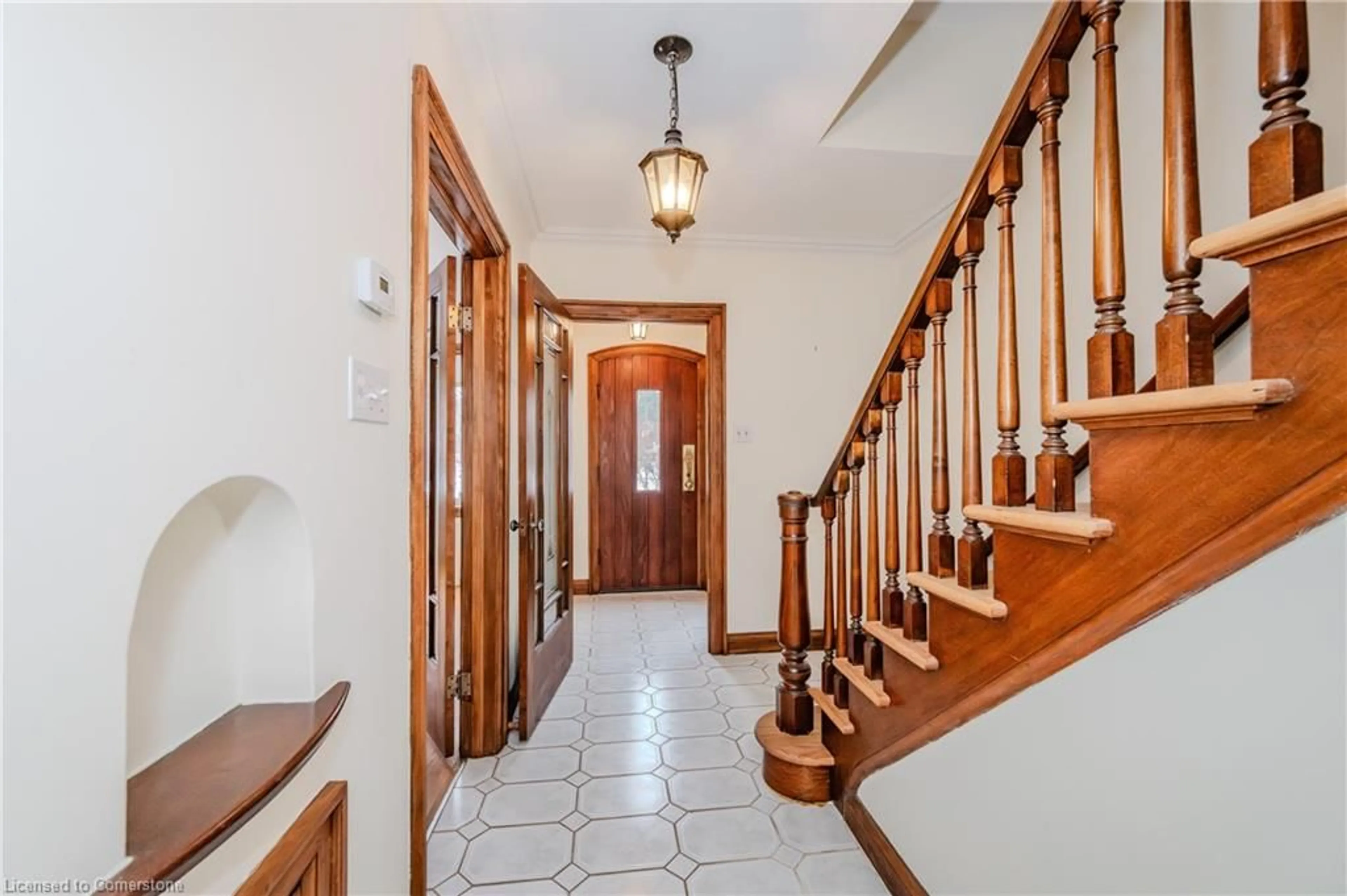 Indoor foyer for 97 John St, Waterloo Ontario N2L 1C2