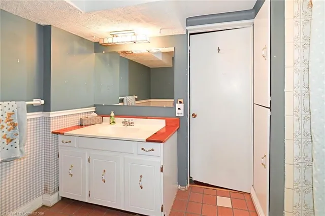 Additional property image - 30 Brookland Dr