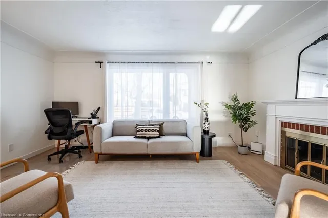 Additional property image - 289 Mill St