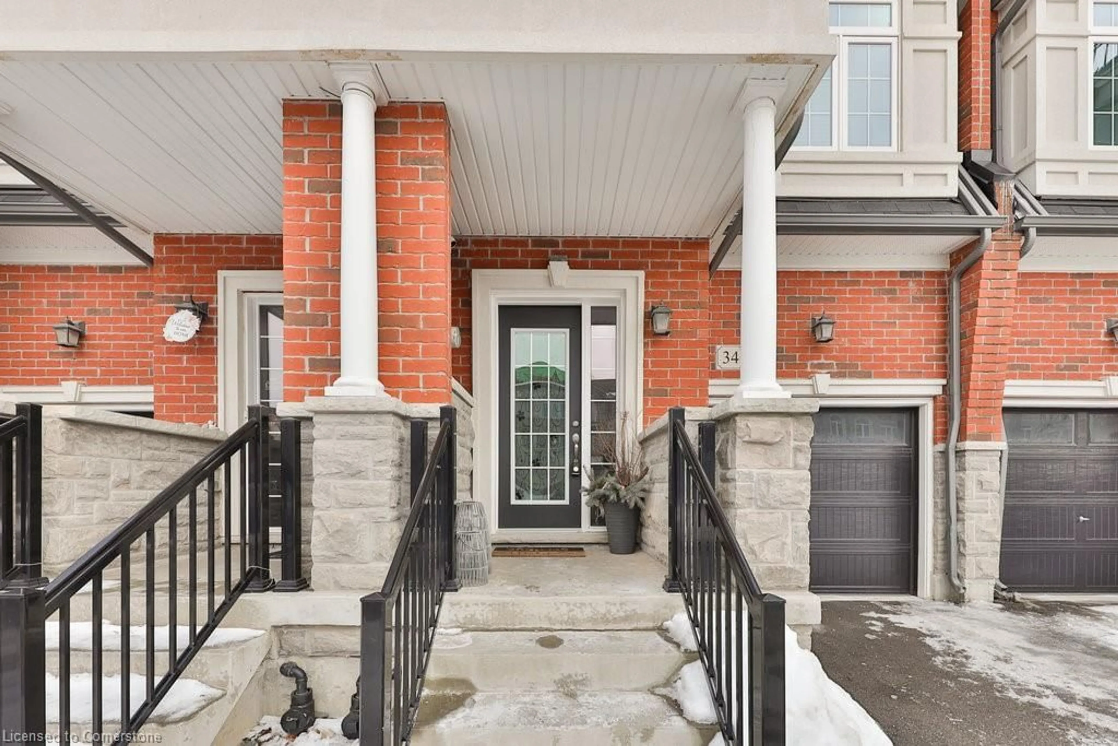 Home with brick exterior material, street for 34 Borers Creek Cir, Waterdown Ontario L8B 1W3