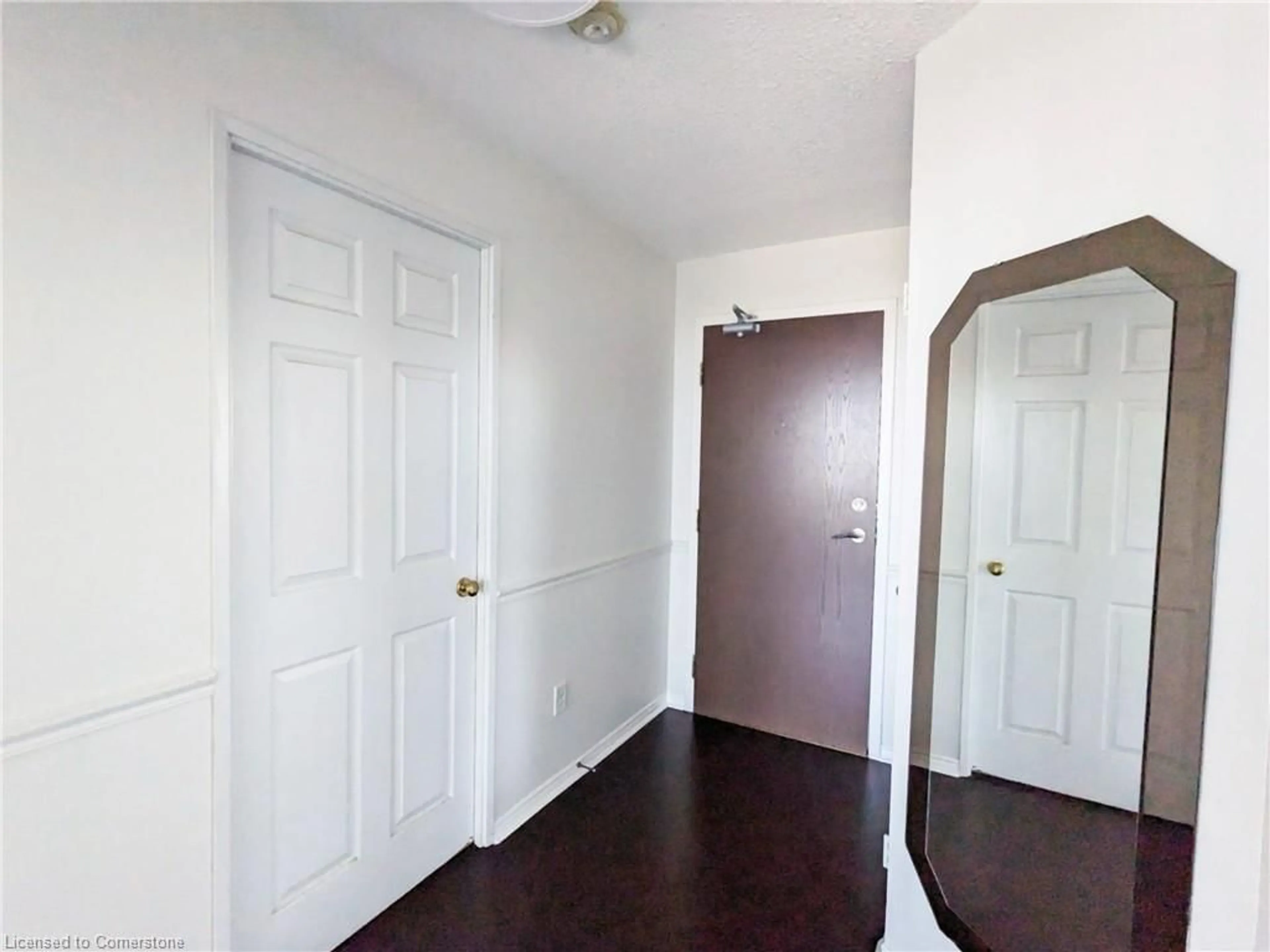 A pic of a room for 50 Kingsbridge Garden Cir #1807, Mississauga Ontario L5R 1Y3