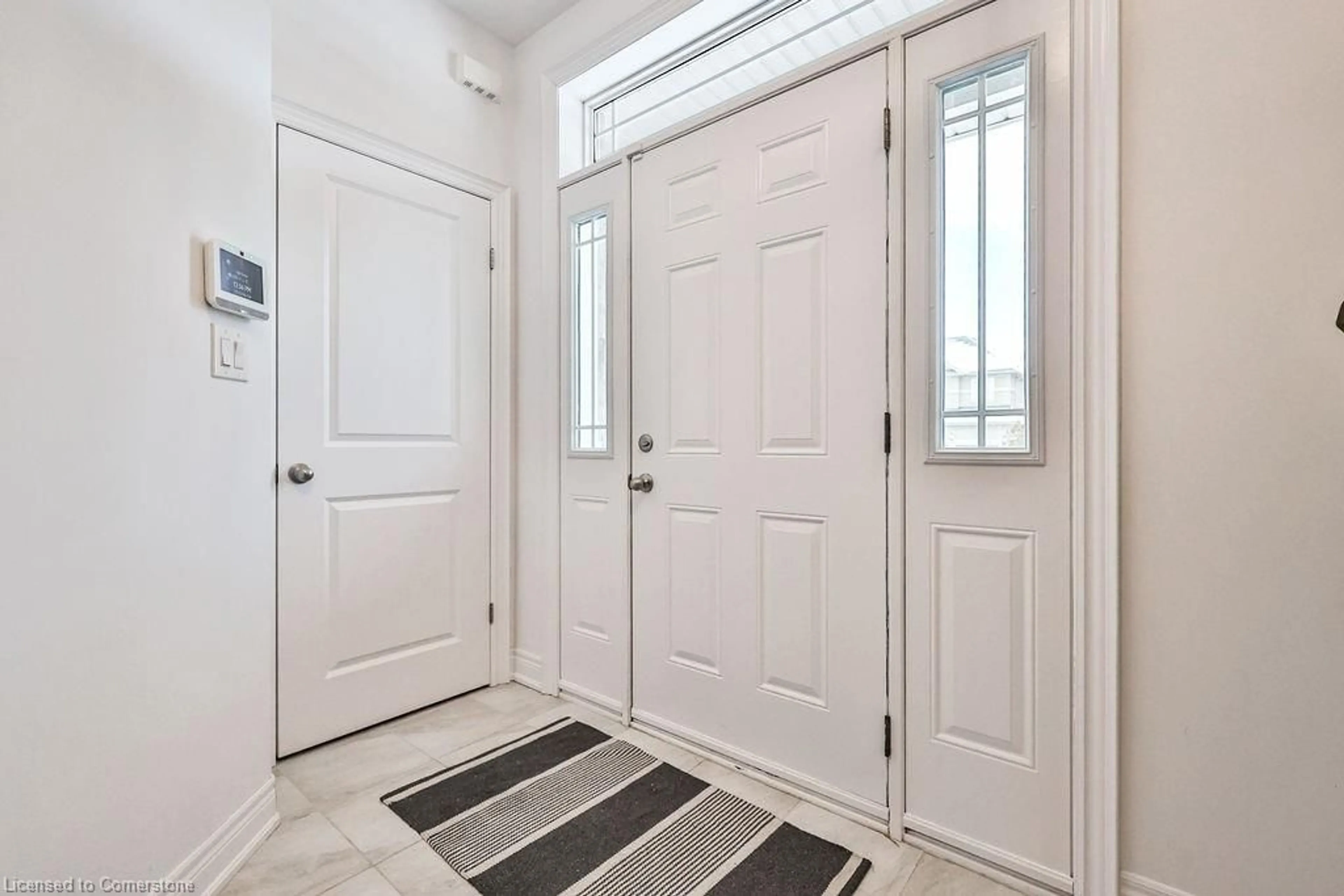 Indoor entryway for 8 Morrison Dr, Ancaster Ontario L9K 0H7