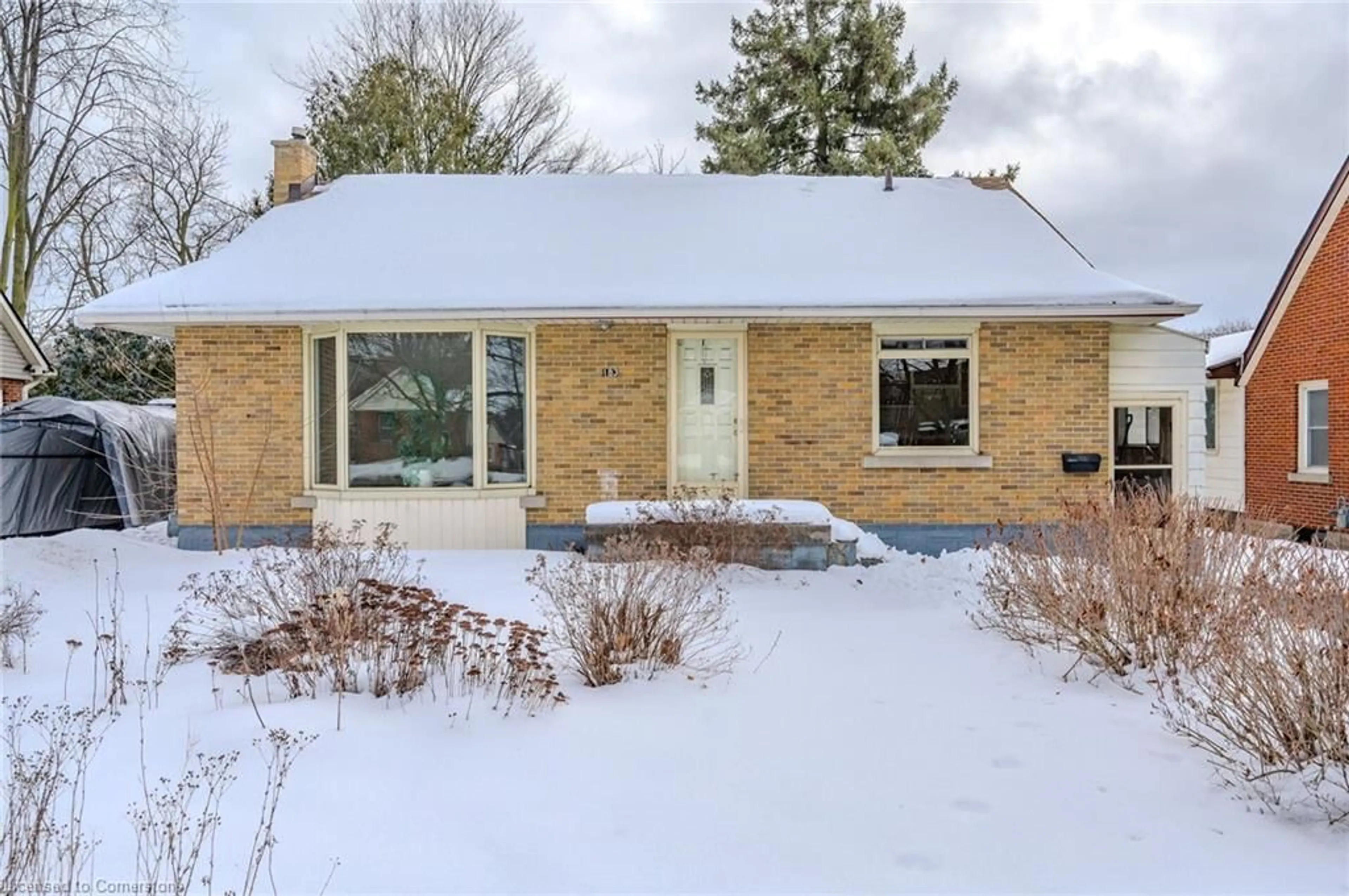 Home with brick exterior material, street for 183 Bridgeport Rd, Waterloo Ontario N2I 2K6
