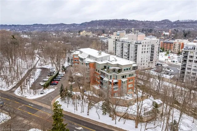 Additional property image - 77 Governors Rd Unit 201