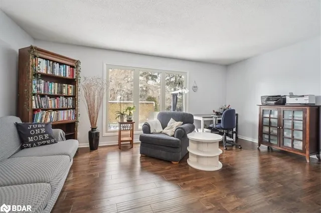 Additional property image - 40 Boreham Cir