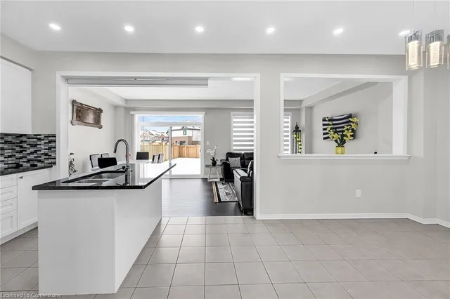 Additional property image - 328 Bedrock Dr