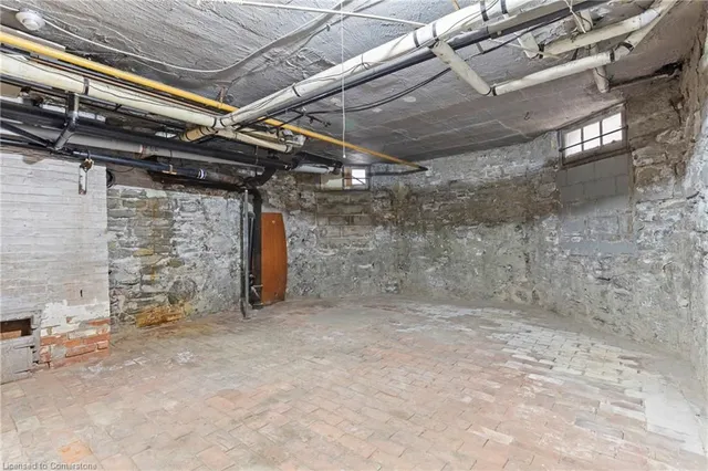 Additional property image - 17 Webber Ave