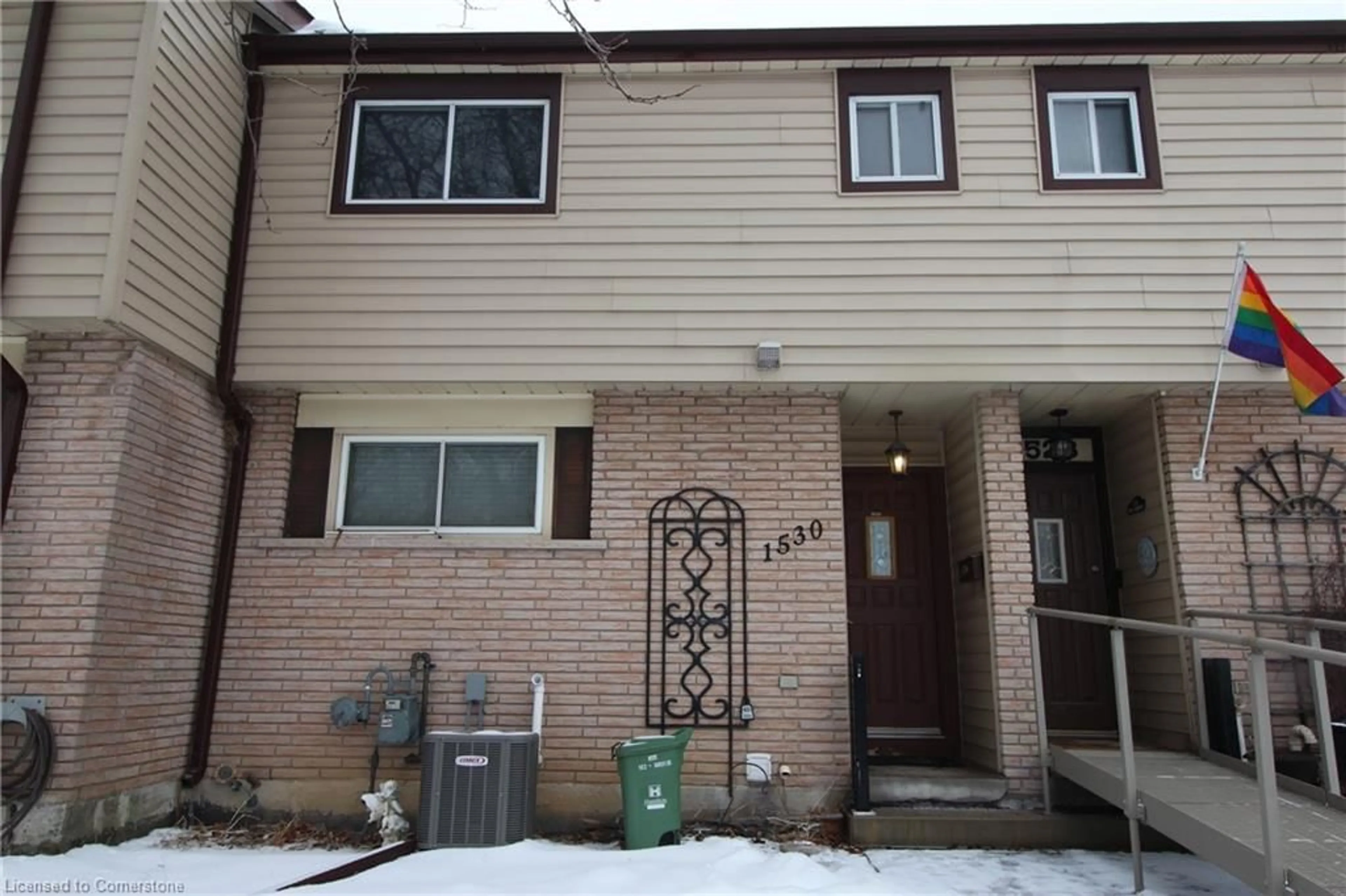 Unknown for 1530 Garth St, Hamilton Ontario L9B 1T3