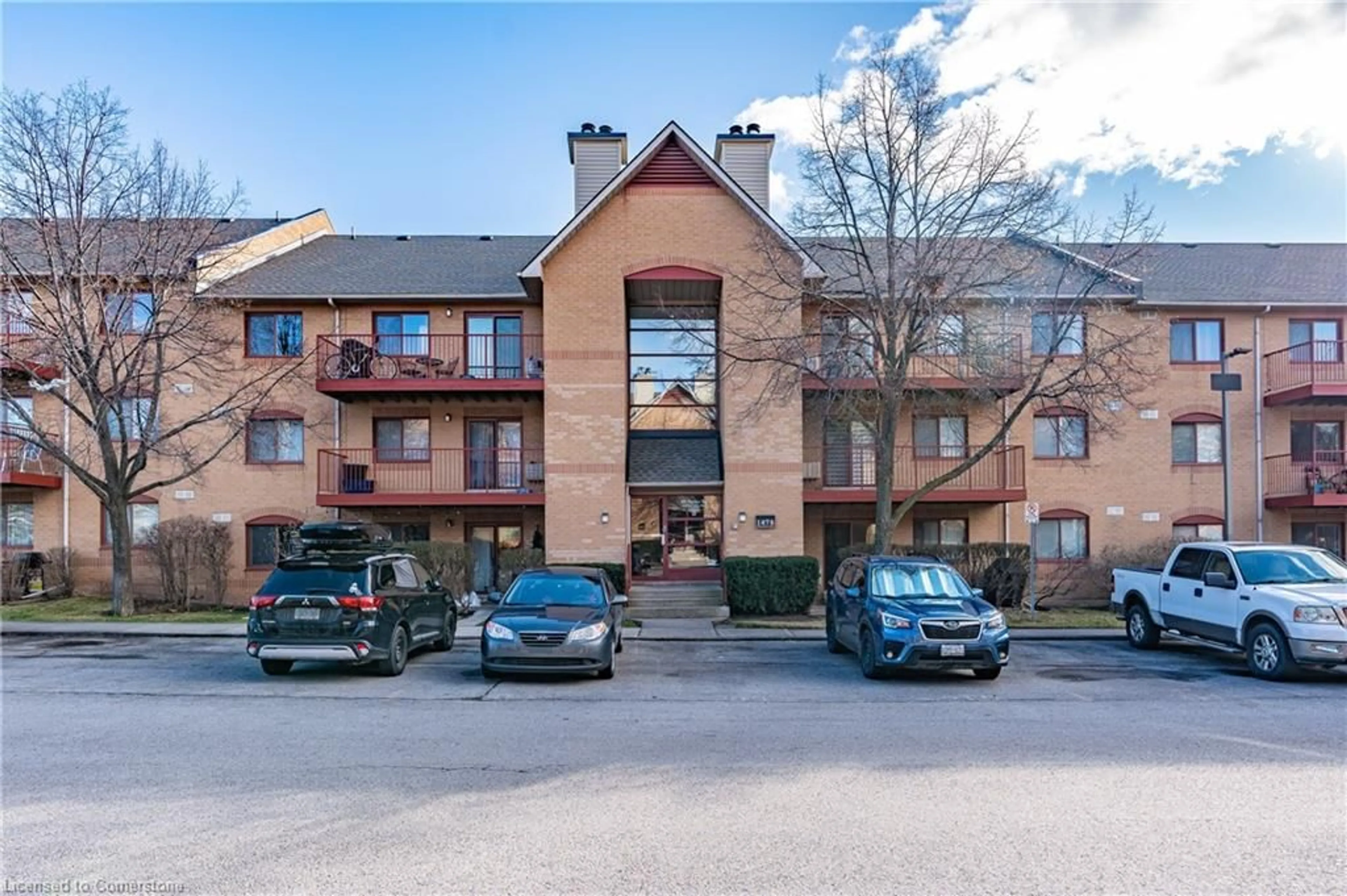 Patio, mountain view for 1478 Pilgrims Way #1731, Oakville Ontario L6M 3G7