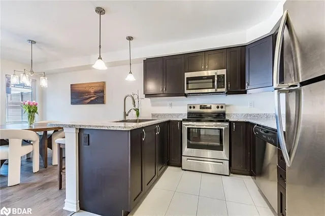 Additional image 11 of 1141 Duignan Crescent Cres