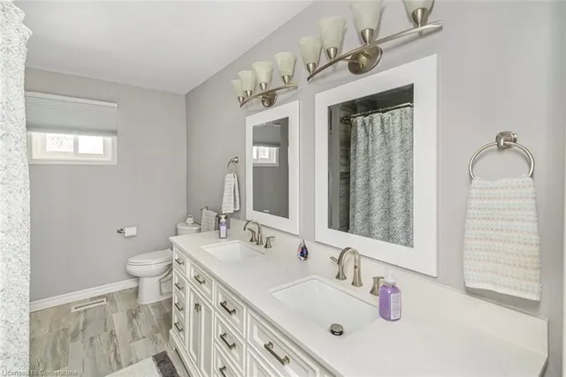 Additional property image - 647 Tomahawk Cres