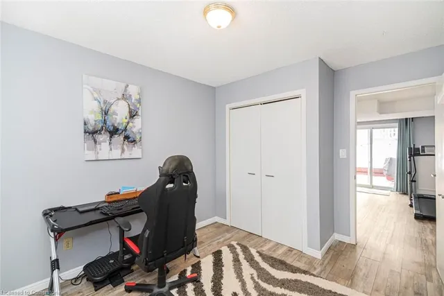 Additional property image - 647 Tomahawk Cres