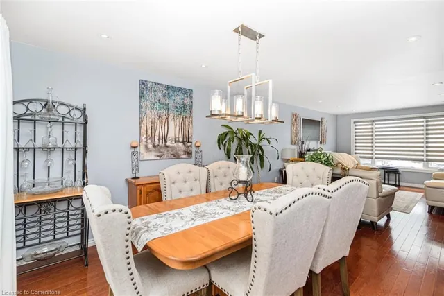 Additional property image - 647 Tomahawk Cres