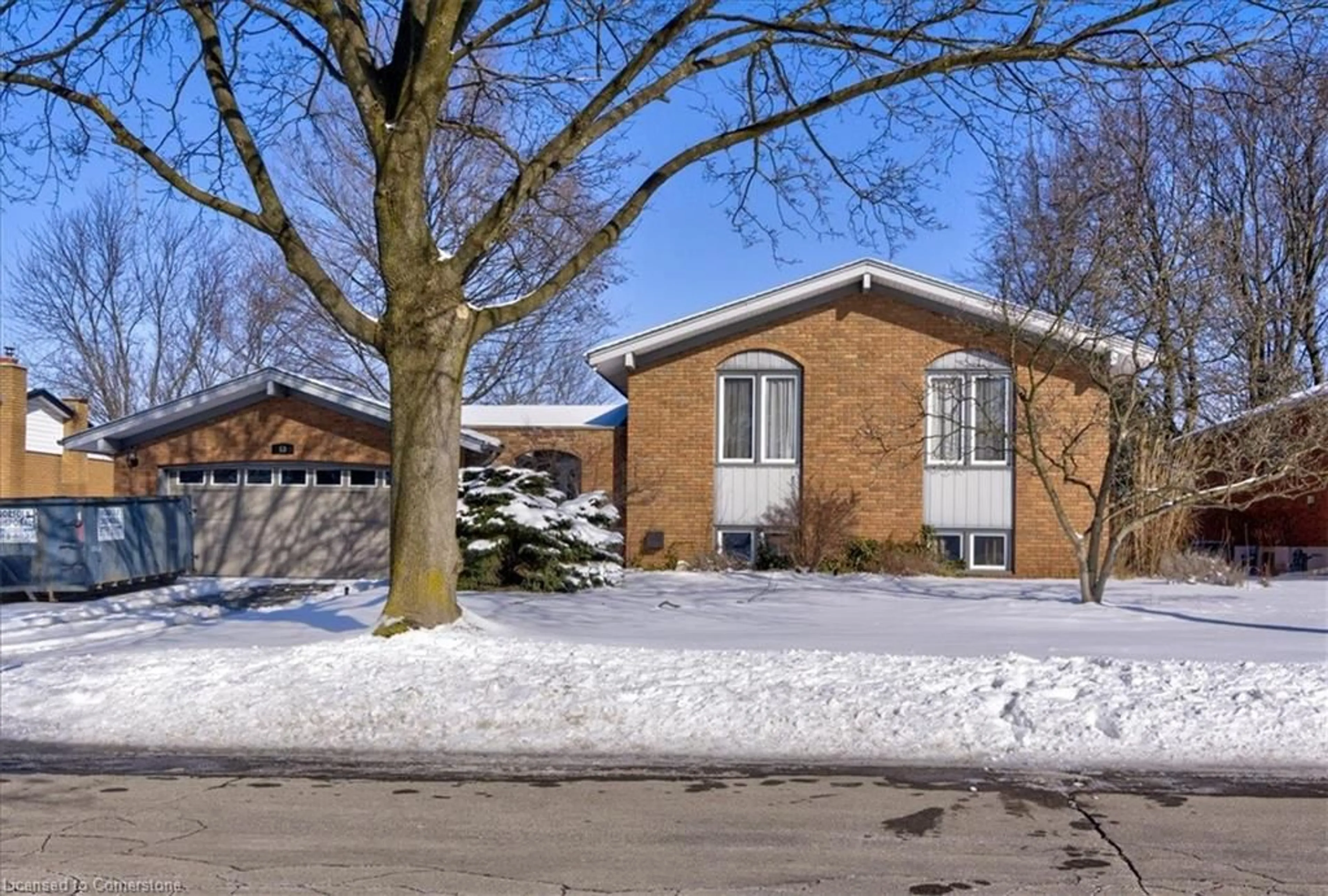 Home with brick exterior material, street for 53 Berkley Cres, Simcoe Ontario N3Y 4M7