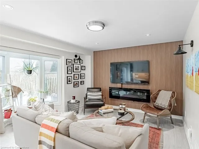 Additional property image - 137 Cove Cres