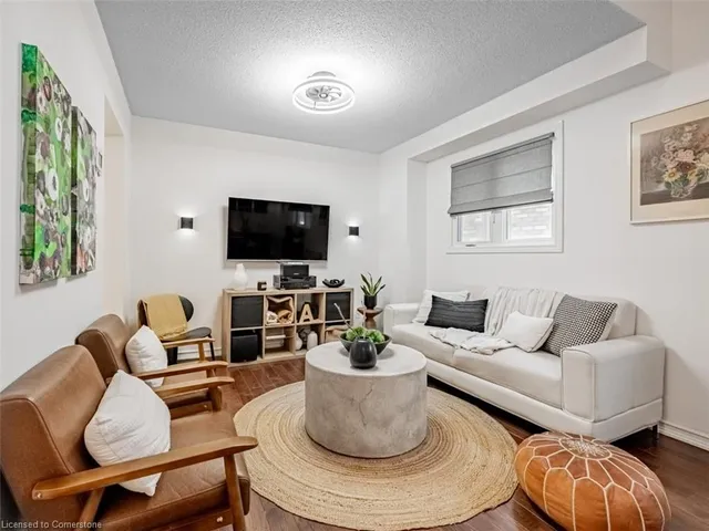 Additional property image - 137 Cove Cres