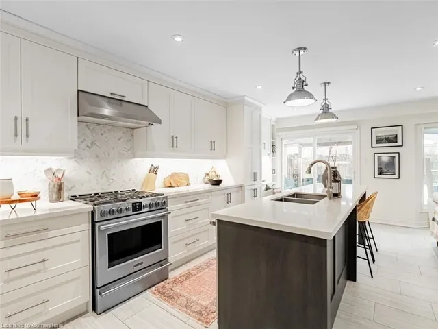 Additional property image - 137 Cove Cres