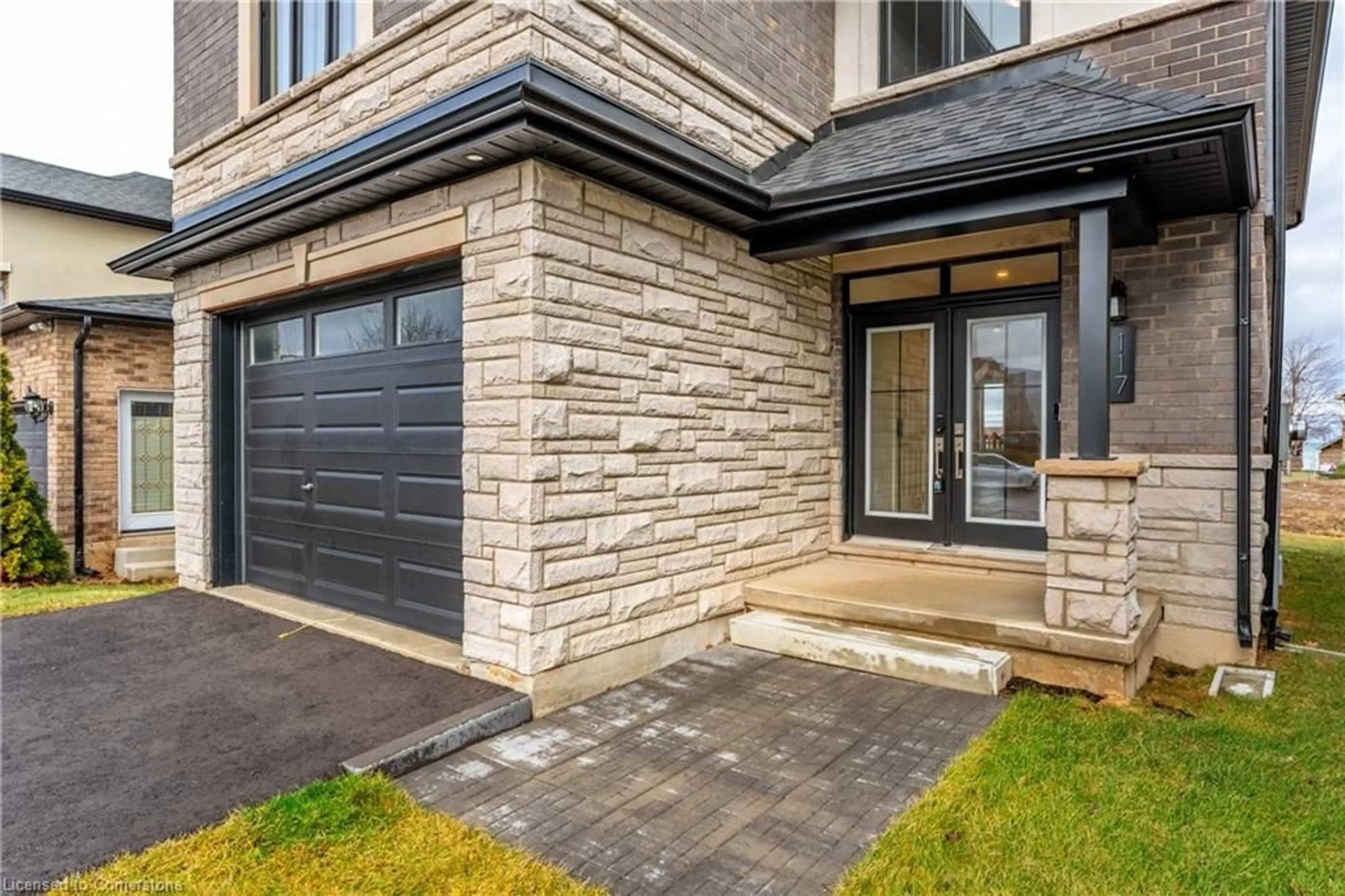 Home with brick exterior material, street for 117 Whitefish Cres, Stoney Creek Ontario L8E 0A6