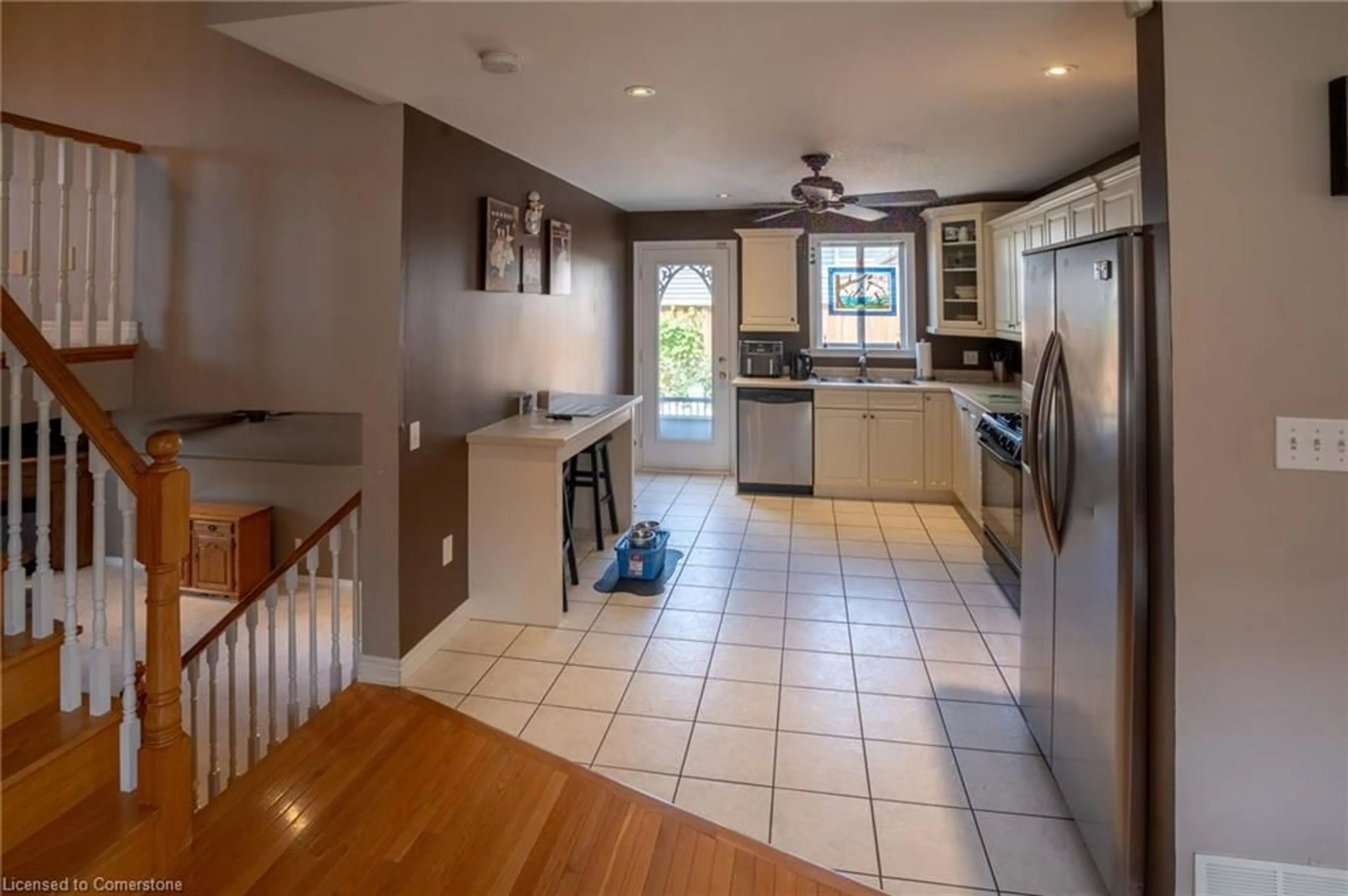 Open concept kitchen, ceramic/tile floor for 23 Mapleview Dr, Hagersville Ontario N0A 1H0