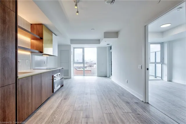 Additional property image - 1285 Queen St Unit 514