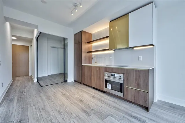 Additional property image - 1285 Queen St Unit 514