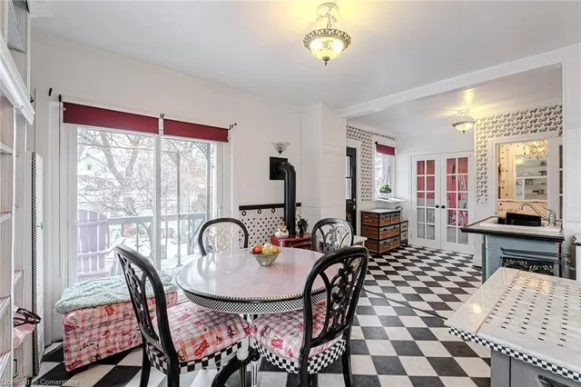 Additional property image - 62 East 23rd St